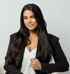 A headshot of Laken Hibdon, a Mortgage Consultant at First National Bank of Middle Tennessee.