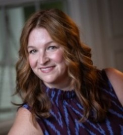 A headshot of Kelly Massey, the Senior Vice President of First National Bank of Middle Tennessee.